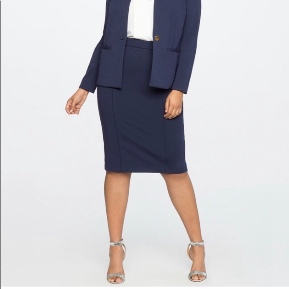 9-to-5 Stretch Skirt